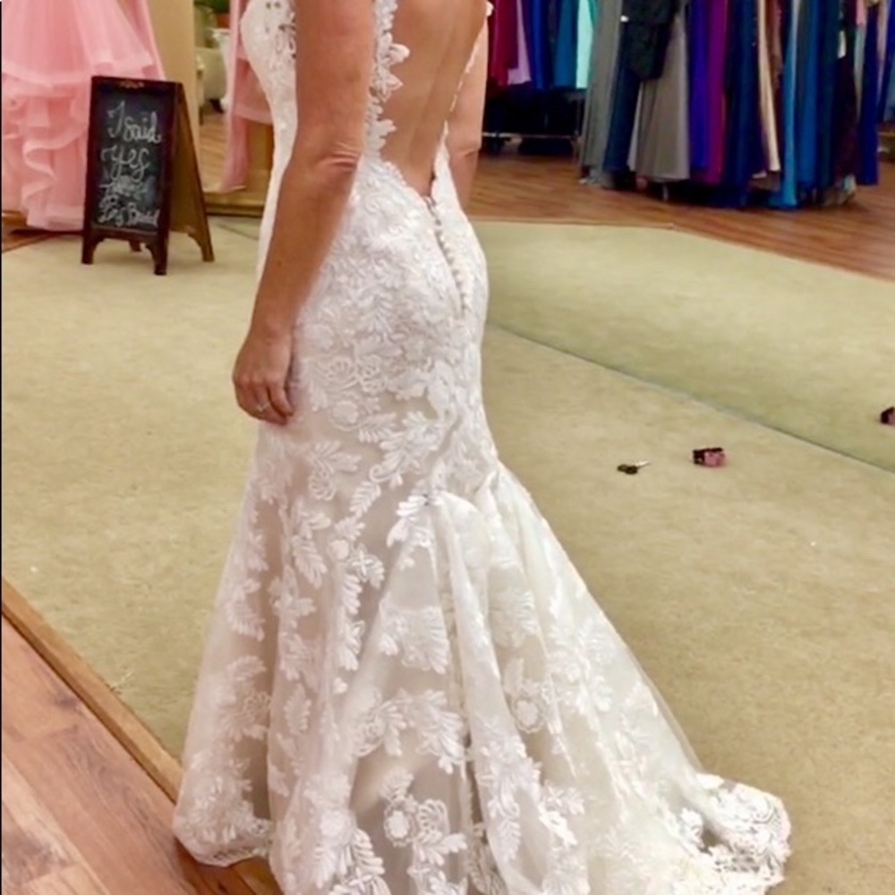 Wedding Dress - Brand new, never worn